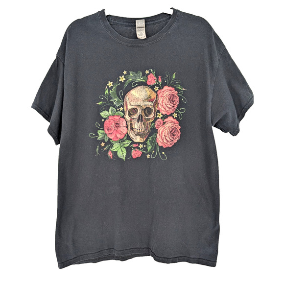 Unisex Gray Skull Roses Floral Graphic Gothic Tattoo Dark Fairy Grunge T Shirt L - Picture 1 of 5